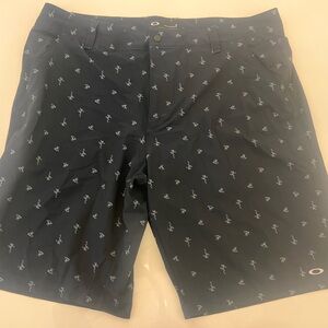 Mens Oakley Shorts 38w frog print